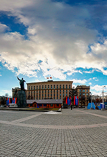 Каток на площади Ленина!