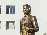 Памятник Учителю