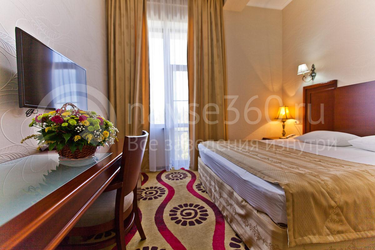 Номер в гостинице Park Hotel в Краснодаре
